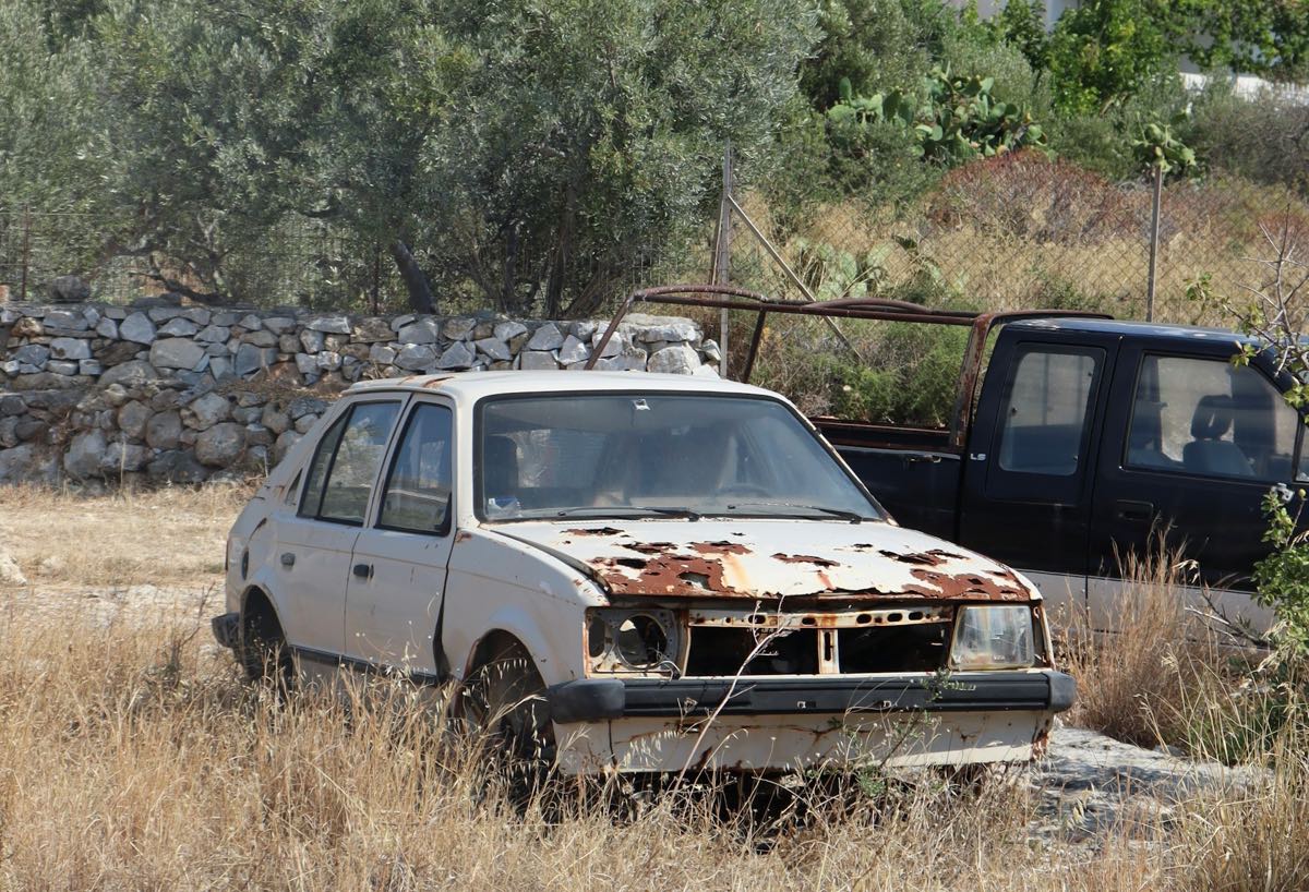 The Complexities of Shipping a Vehicle with No Wheels