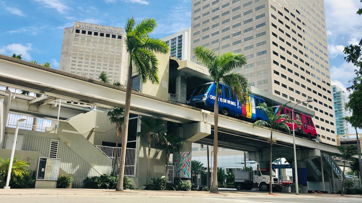 Navigating Hollywood, FL's Diverse Transportation Landscape