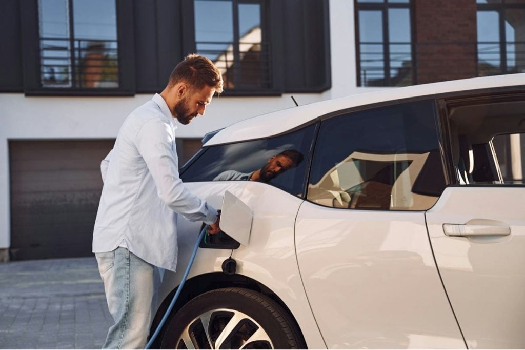 Hybrid and Electric Vehicle Growth in the USA - Trends and Insights