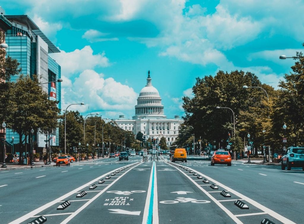 Cost of Shipping a Car from Chicago to Washington D.C. - Complete Guide