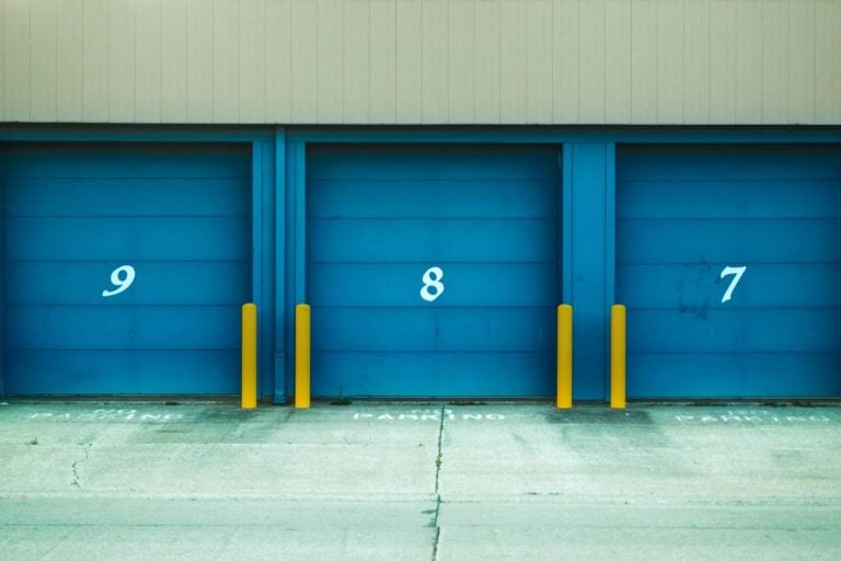 Storage During a Move: Your Options, What They Cost, and Where the Car Goes
