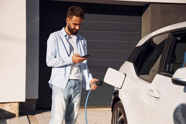 Impact of Electric Vehicle Adoption on US Auto Parts Suppliers