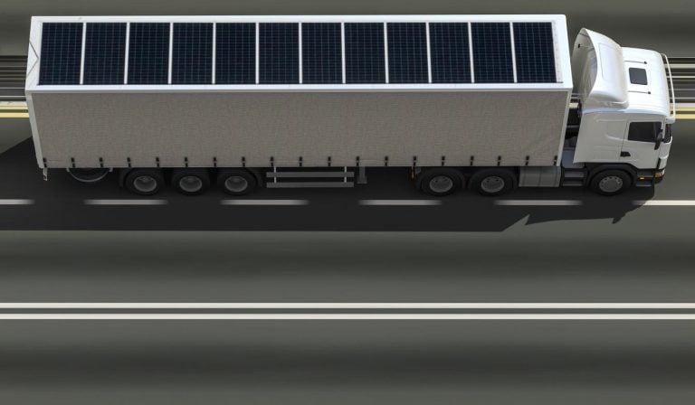 Solar-Powered Refrigerated Transport: Innovating the Future of Refrigerated Logistics