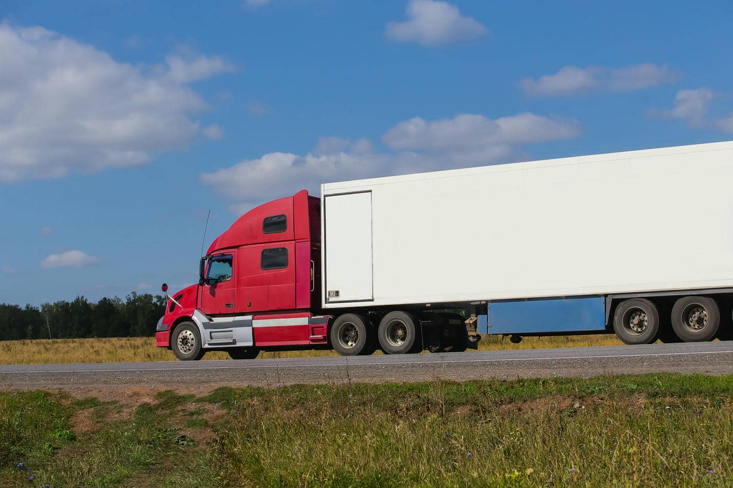 Why Businesses Need Seasonal Fleet Relocation