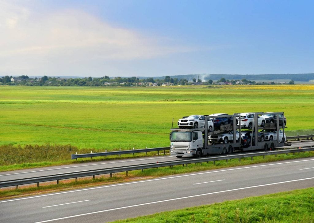 Open vs Enclosed Car Shipping: The Ultimate Showdown