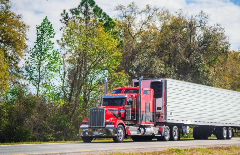 Open vs Enclosed Car Shipping: Making the Right Choice