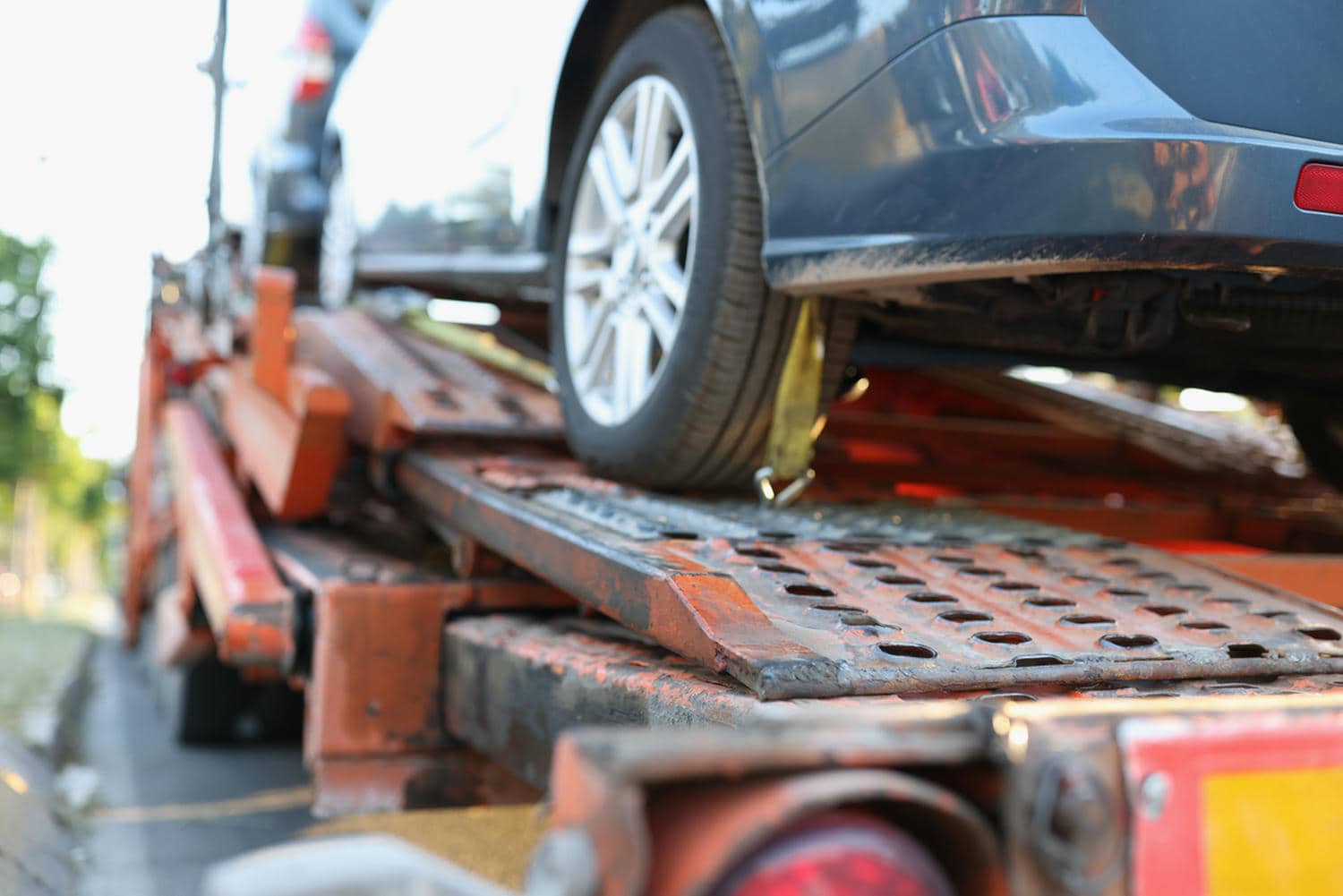 Benefits of Shipping a Car vs. Renting One