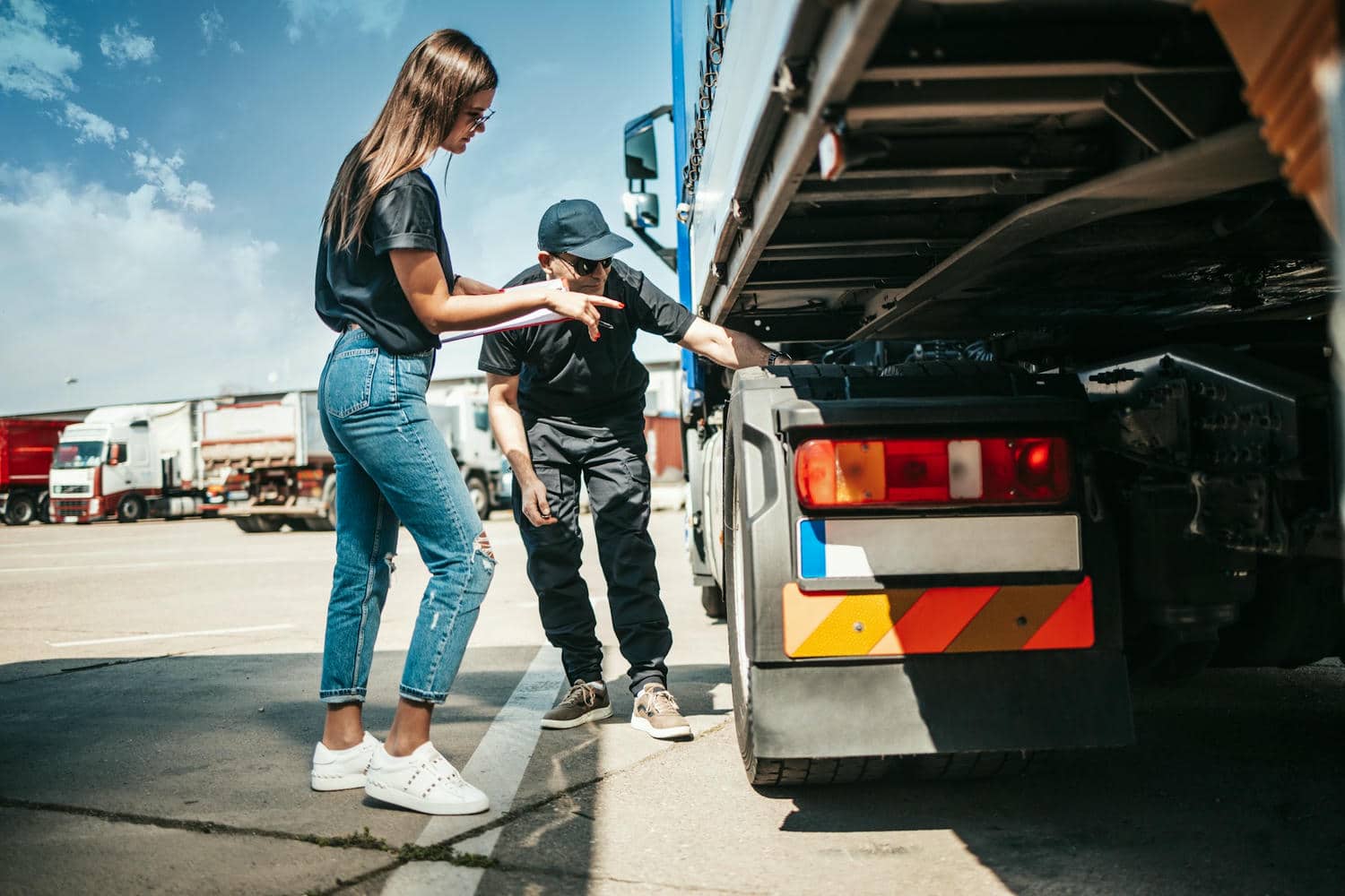 Step-by-Step Guide: How to Ship a Car for College Students