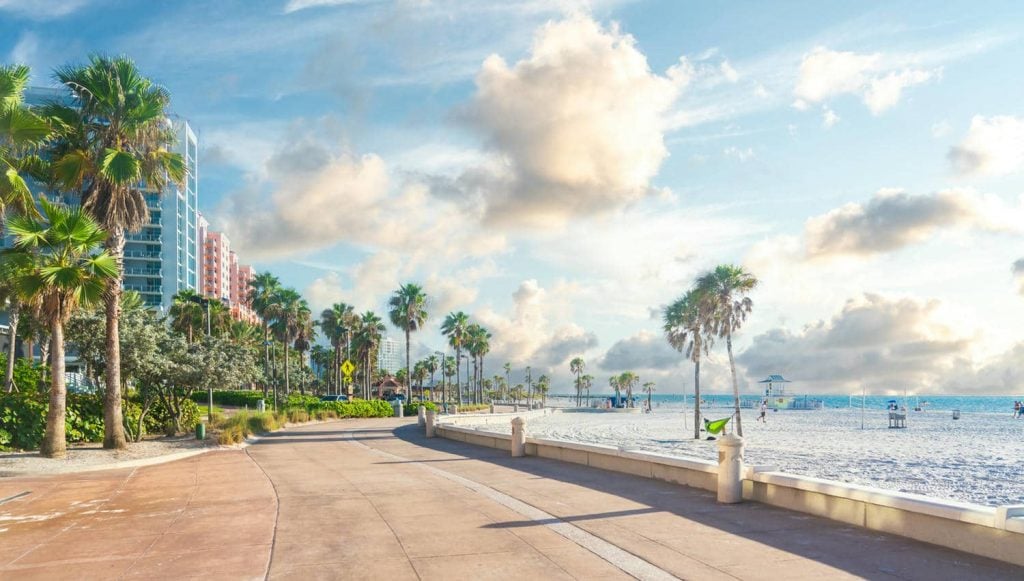 Snowbird Season: How to Ship a Car to Florida Hassle-Free