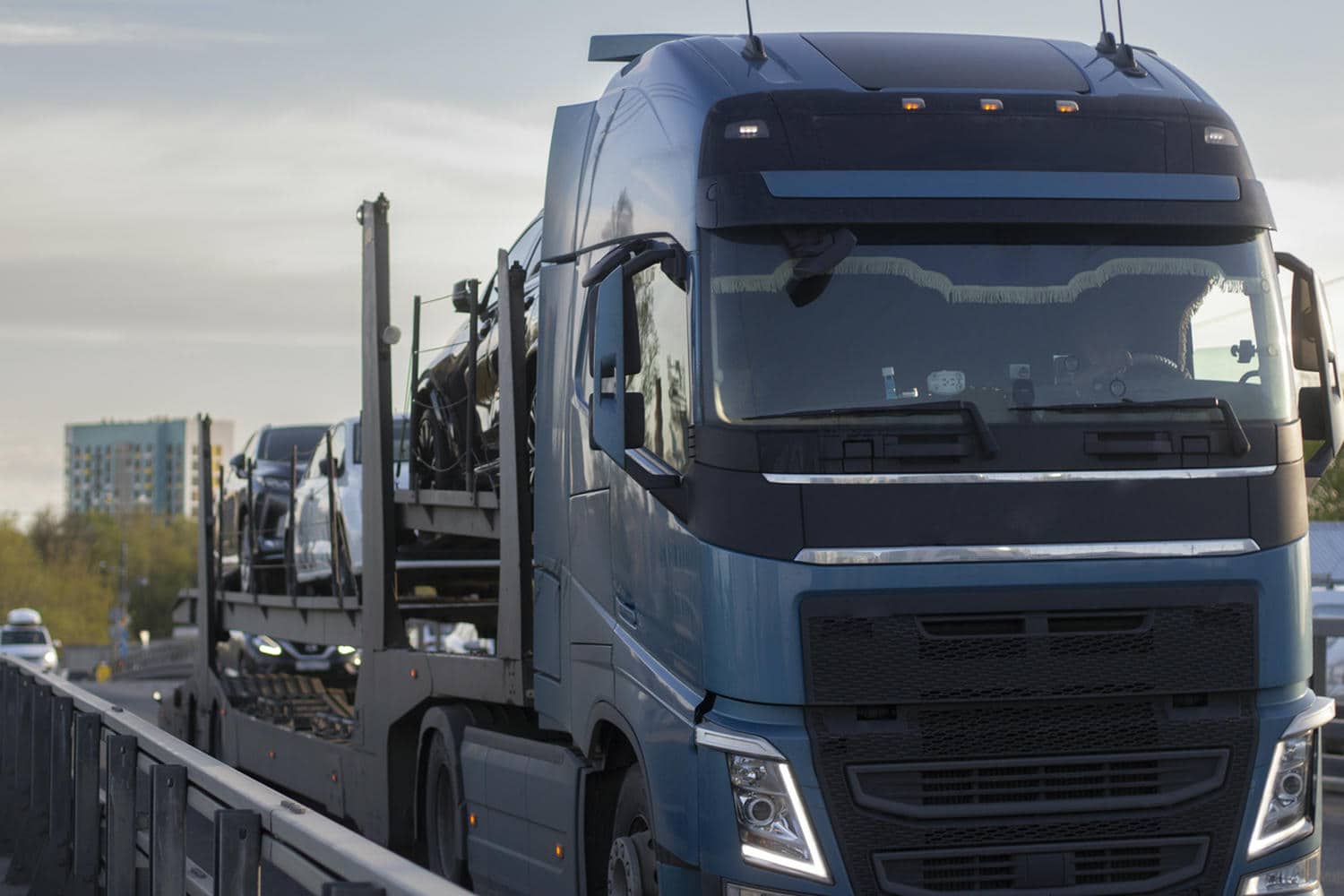 What Are the Latest Trends and Industry Insights in Vehicle Shipping?