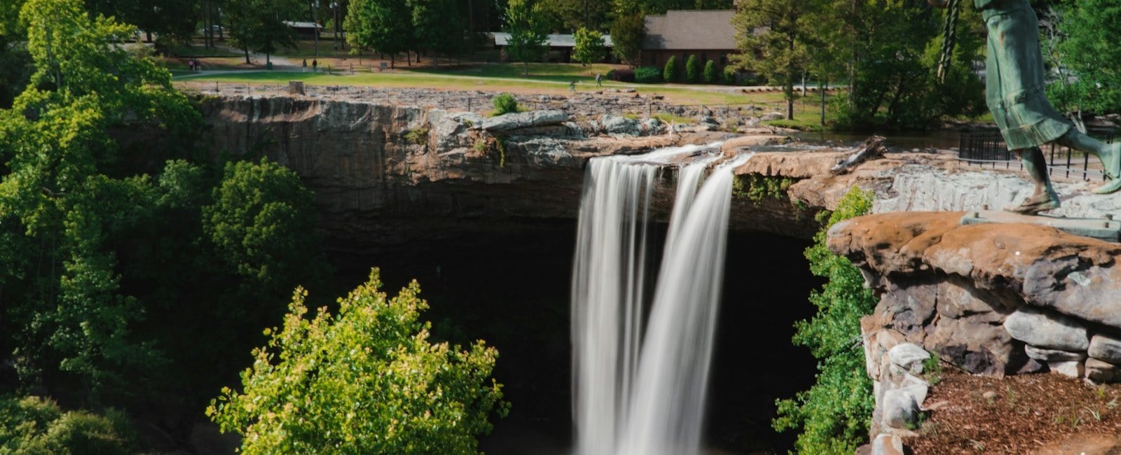 Noccalula Falls in Gadsden, Alabama