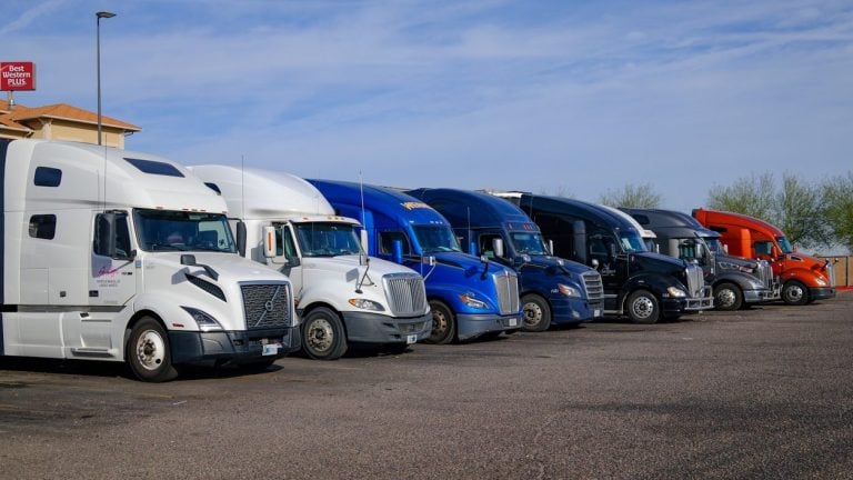 How to Sell a Used Truck and Trailer: Pricing, Paperwork and Delivery